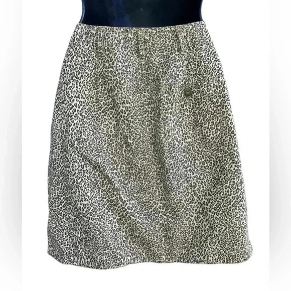Lizwear Liz Claiborne Animal Print
Skirt Size 2P 100% cotton cheetah print - Picture 3 of 9